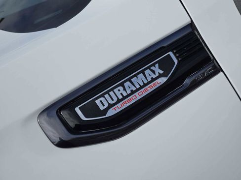 Certified 2024 GMC Sierra 1500 AT4 w/ Technology Package image 10