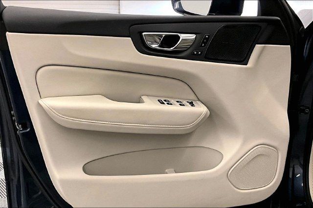 Used 2021 Volvo XC60 T5 Inscription w/ Advanced Package AWD/4WD image 21