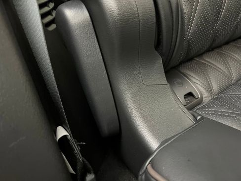 Used 2024 Nissan Armada Platinum w/ Captain's Chairs Package image 20