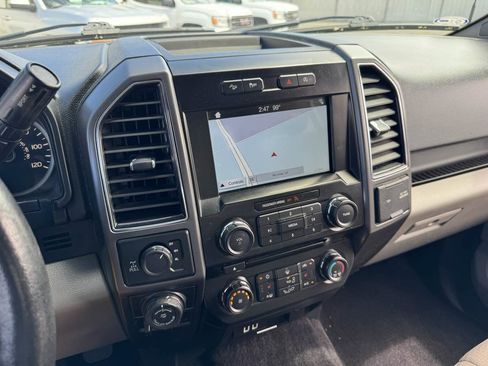 Used 2017 Ford F150 XLT w/ Equipment Group 302A Luxury AWD/4WD image 27