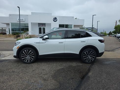 Certified 2023 Volkswagen ID.4 Pro S Plus AWD/4WD image 2