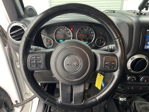 Used 2021 Jeep Wrangler Unlimited Rubicon image 20