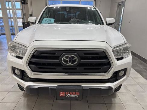 Used 2019 Toyota Tacoma SR5 image 6