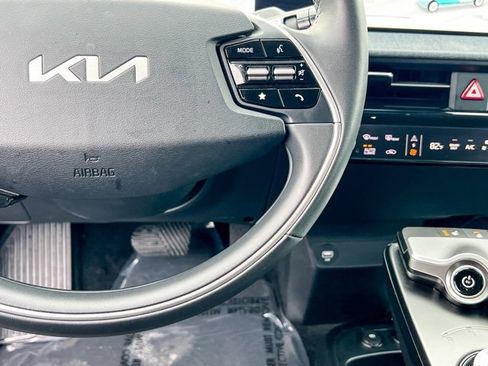 Used 2024 Kia EV6 Light image 23