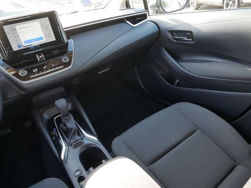 Used 2024 Toyota Corolla LE image 11