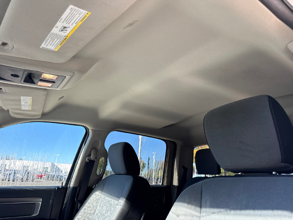 Used 2021 RAM 1500 Classic SLT AWD/4WD image 31