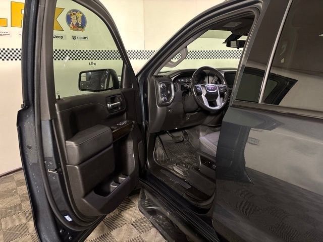 Used 2020 GMC Sierra 1500 Elevation w/ Elevation Value Package RWD image 10