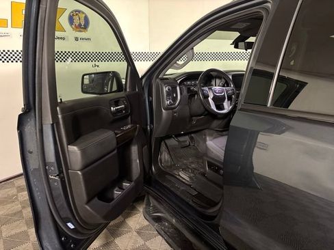 Used 2020 GMC Sierra 1500 Elevation w/ Elevation Value Package RWD image 10