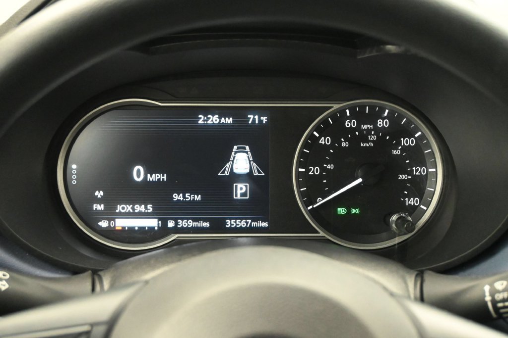 Used 2024 Nissan Versa SV w/ Trunk Package FWD image 8
