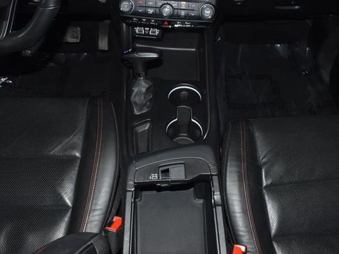 Certified 2024 Dodge Durango GT image 23