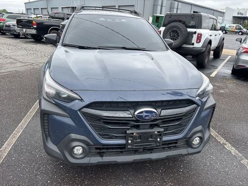 Used 2025 Subaru Outback Onyx Edition AWD/4WD image 2