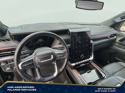 Certified 2025 GMC Yukon XL Denali AWD/4WD image 18