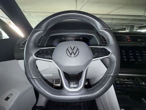 Certified 2024 Volkswagen Tiguan SE R-Line FWD image 15