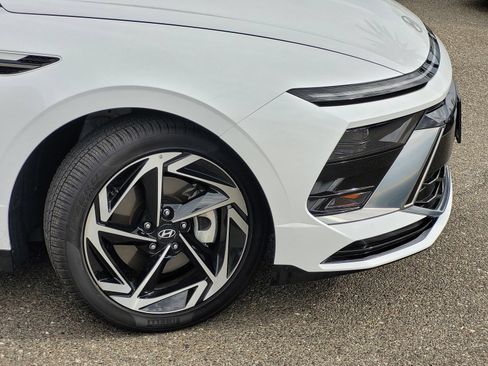 Certified 2026 Hyundai Sonata SEL FWD image 3