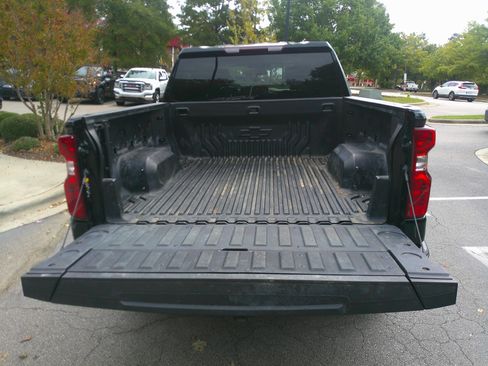 Used 2024 Chevrolet Silverado 1500 Custom Trail Boss image 32