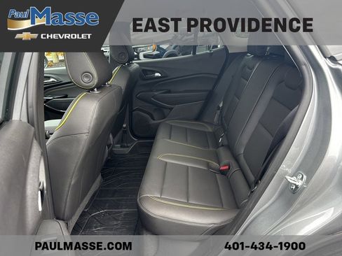 Certified 2025 Chevrolet Trax ACTIV w/ Sunroof Package image 17