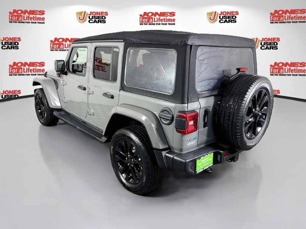 Used 2021 Jeep Wrangler Unlimited Sahara w/ Cold Weather Group AWD/4WD image 2