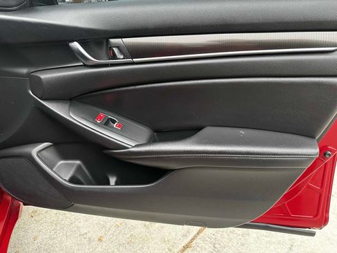 Used 2019 Honda Accord Sport image 21