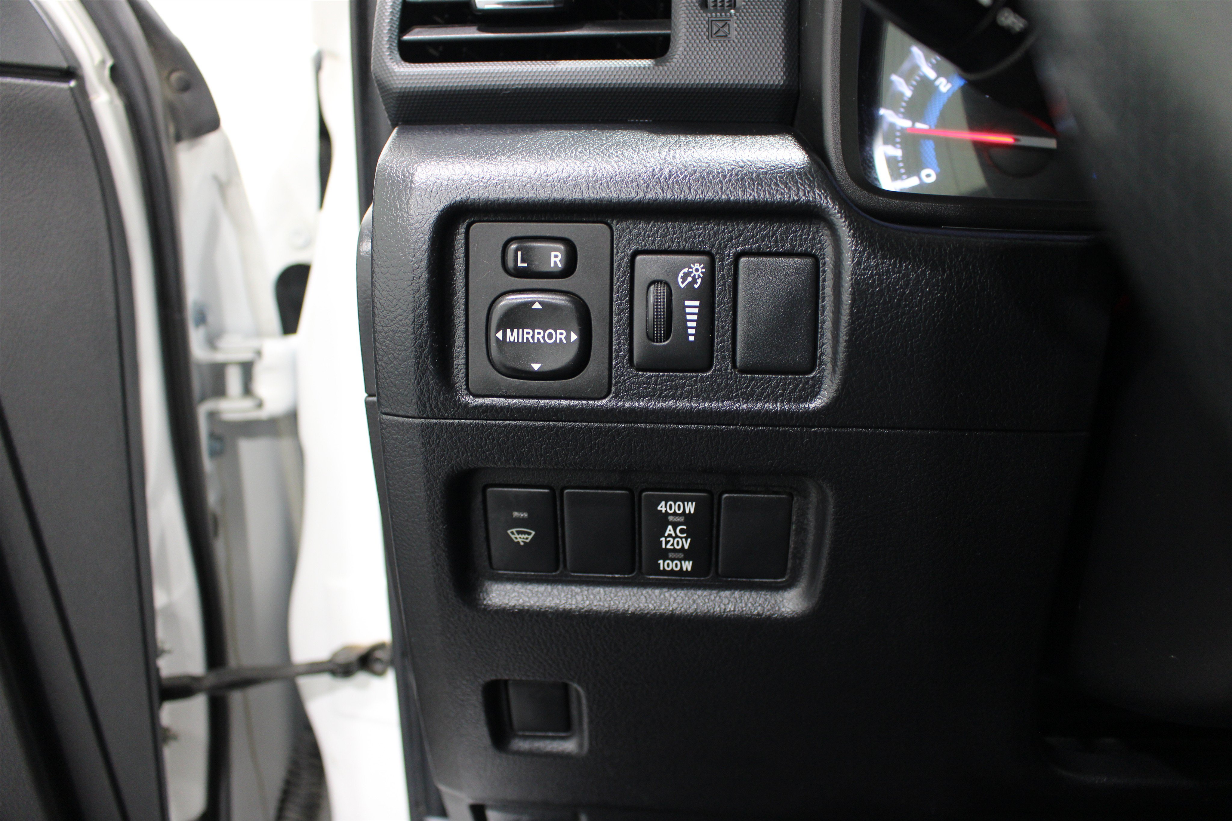 Used 2019 Toyota 4Runner SR5 Premium AWD/4WD image 8