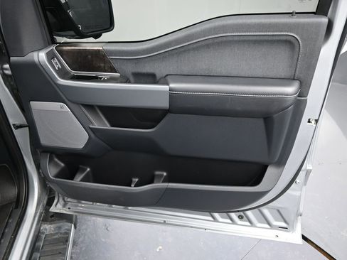 Used 2023 Ford F150 Lariat w/ Max Trailer Tow Package image 27