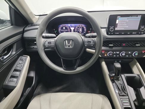 Certified 2023 Honda Accord EX image 16