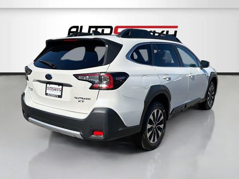 Used 2023 Subaru Outback Limited XT AWD/4WD image 7
