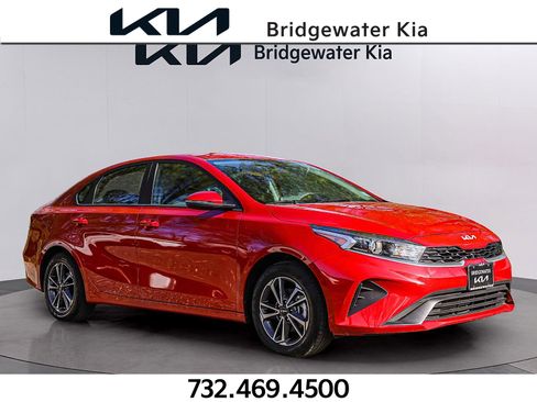 Certified 2024 Kia Forte LXS w/ LXS Technology Package FWD image 1