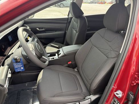 New 2026 Hyundai Tucson SE image 13