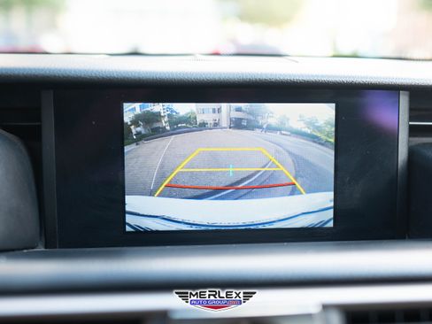 Used 2018 Lexus IS 300 F Sport w/ F Sport Package image 31