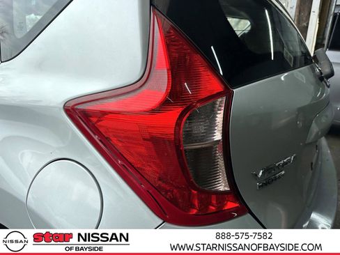 Used 2015 Nissan Versa Note SR w/ SR Convenience Package image 9