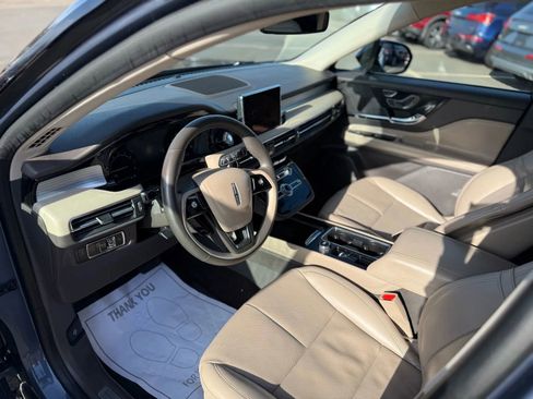 Used 2022 Lincoln Corsair AWD w/ Equipment Group 101A image 10