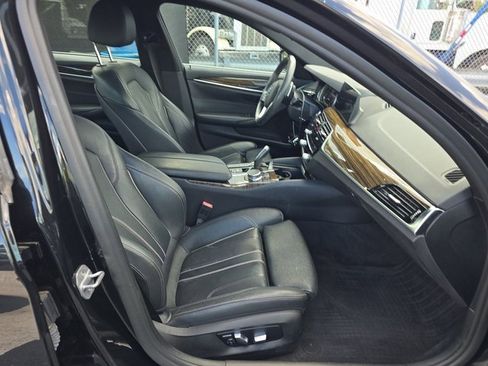 Used 2018 BMW 530e image 5