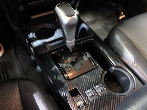 Used 2017 Toyota 4Runner TRD Pro image 30