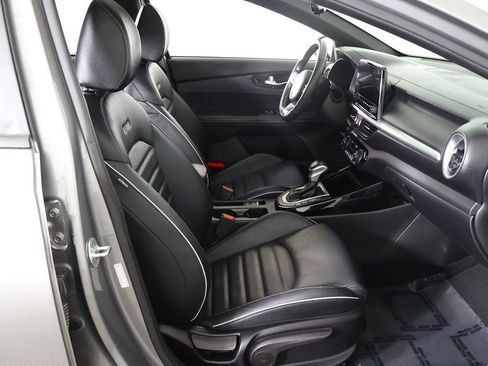 Used 2022 Kia Forte GT-Line w/ GT-Line Premium Package image 34