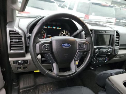 Used 2018 Ford F150 XLT w/ Equipment Group 302A Luxury image 10
