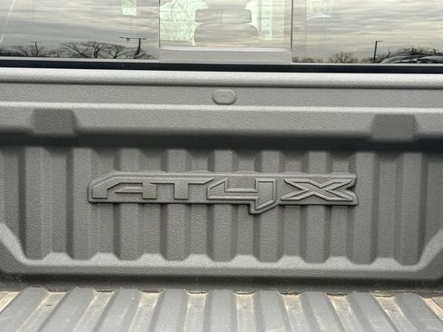 Used 2023 GMC Canyon AT4X image 17