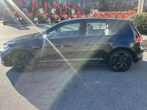 Used 2019 Volkswagen GTI SE image 29