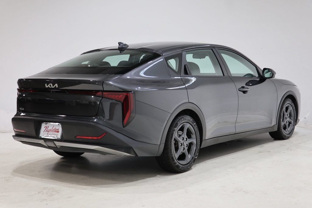 Used 2025 Kia K4 FWD image 8