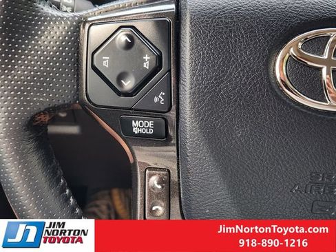 Used 2024 Toyota 4Runner TRD Off-Road Premium w/ Moonroof Package AWD/4WD image 28