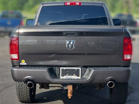 Used 2016 RAM 1500 Express AWD/4WD image 6