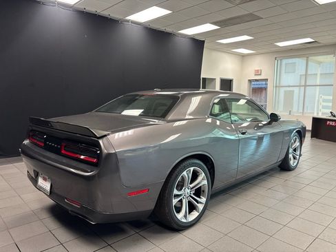 Used 2021 Dodge Challenger R/T RWD image 3