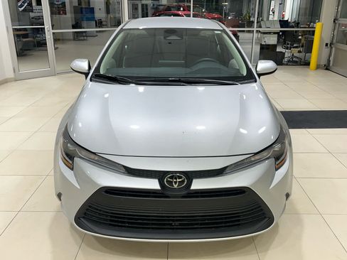 New 2026 Toyota Corolla LE w/ LE Premium Package FWD image 3