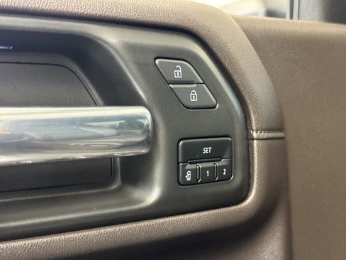 Used 2022 GMC Sierra 2500 Denali w/ Denali Ultimate Package image 10