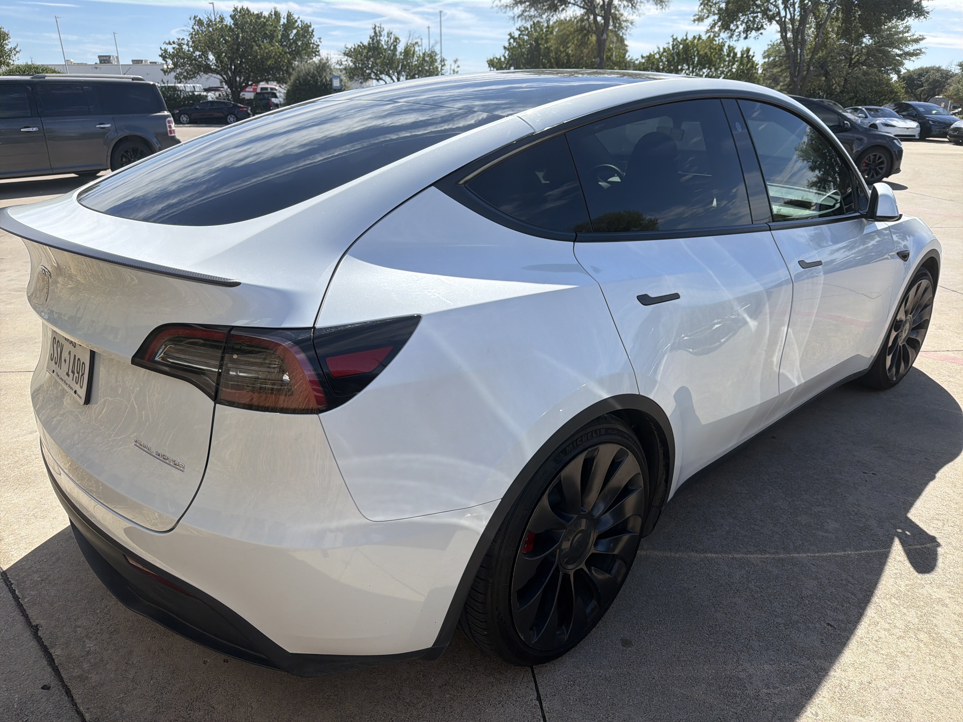 Used 2023 Tesla Model Y Performance AWD/4WD image 5