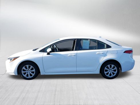 Certified 2024 Toyota Corolla LE image 4