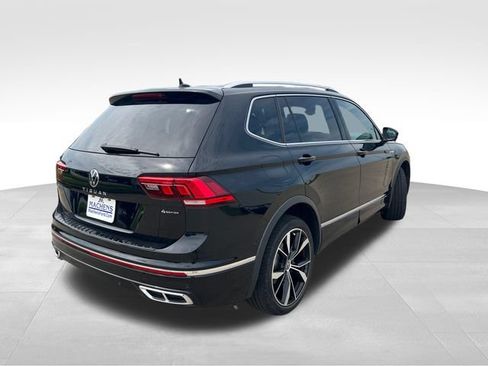 Used 2024 Volkswagen Tiguan SEL R-Line AWD/4WD image 12