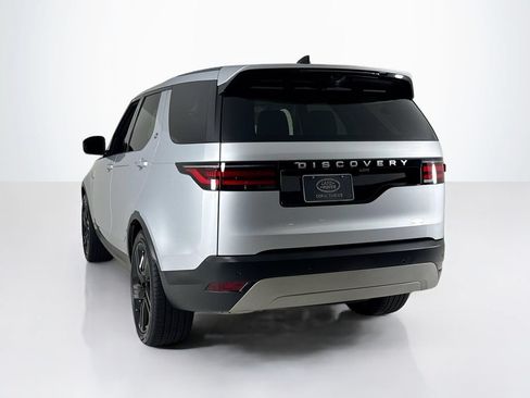 Used 2024 Land Rover Discovery S AWD/4WD image 3