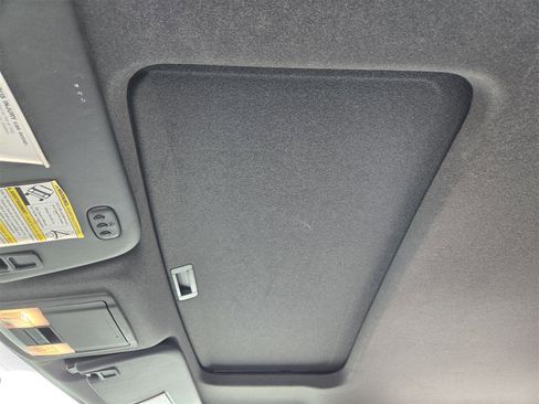 Used 2015 Ford F250 Platinum w/ FX4 Off-Road Package image 24