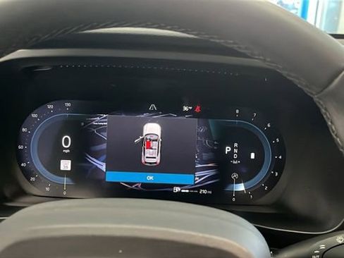 Certified 2023 Volvo XC40 B5 Plus w/ Climate Package image 14