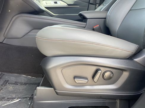 New 2026 Ford Explorer Active w/ Active Comfort Package RWD image 20